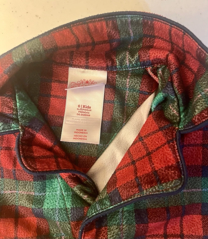 WONDERshop Unisex Niños Pijama Conjunto Pantalones y Bata Rojo Cuadros Ropa de Dormir Vacaciones Foto 3 de 4