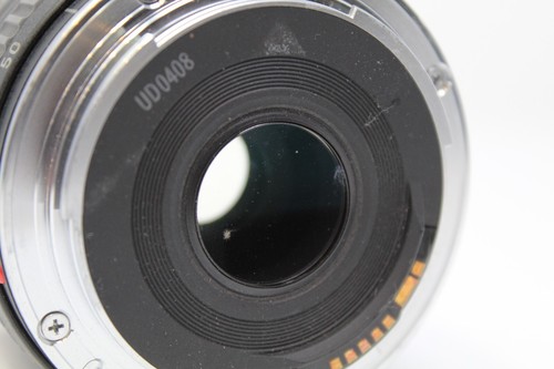 Canon 35-70mm F/3.5-4.5 Zoom Lens EF Made In Japan - Picture 3 of 3