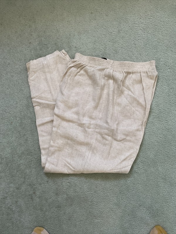 Briggs New York Womans Beige Pants/ Size M