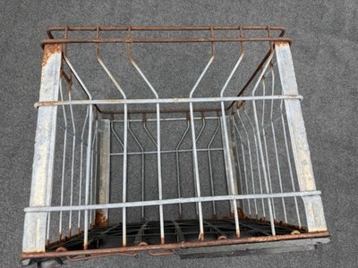 Vintage Metal Milk Crate Borden Dairy Wire Milk Box Carrier