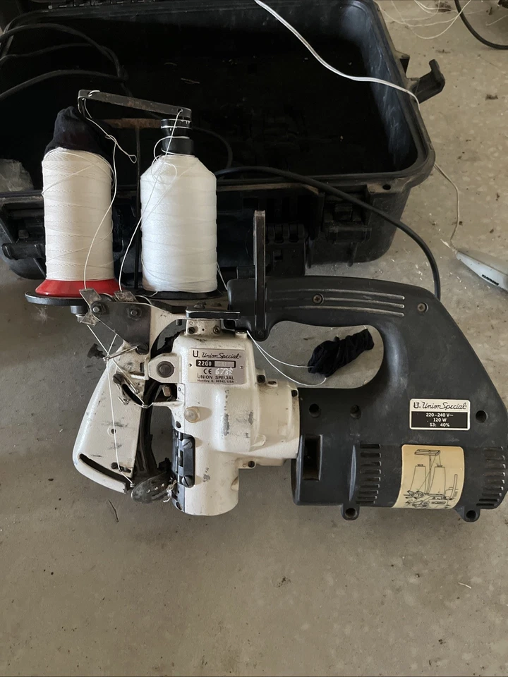 industrial sewing machines - image 2 of 3