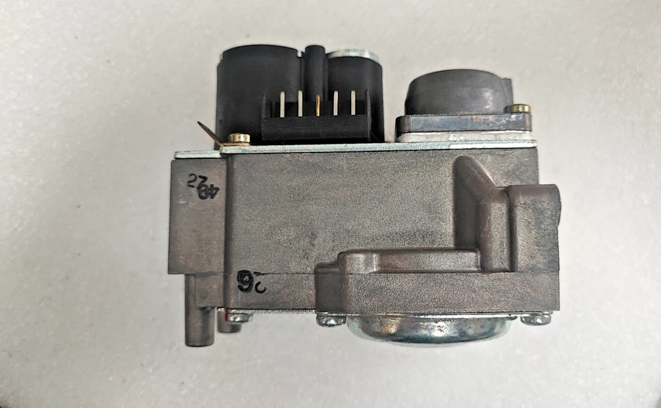 Bloc Gaz Combiné Honeywell Resideo VK4100C1000 - Vanne Gaz - Image 2 of 4