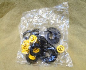 LEGO MindStorms Robotics Invention System: Lot Yellow Hubs and Tires #9719