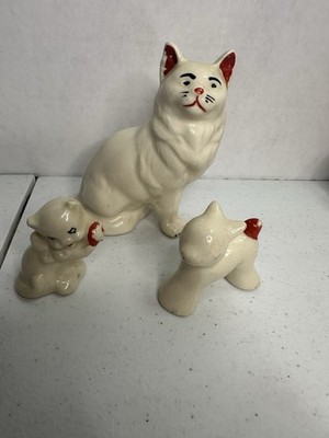 Vtg White Ceramic Cat Figurine Set Of 3 Red Paint Handpainted
