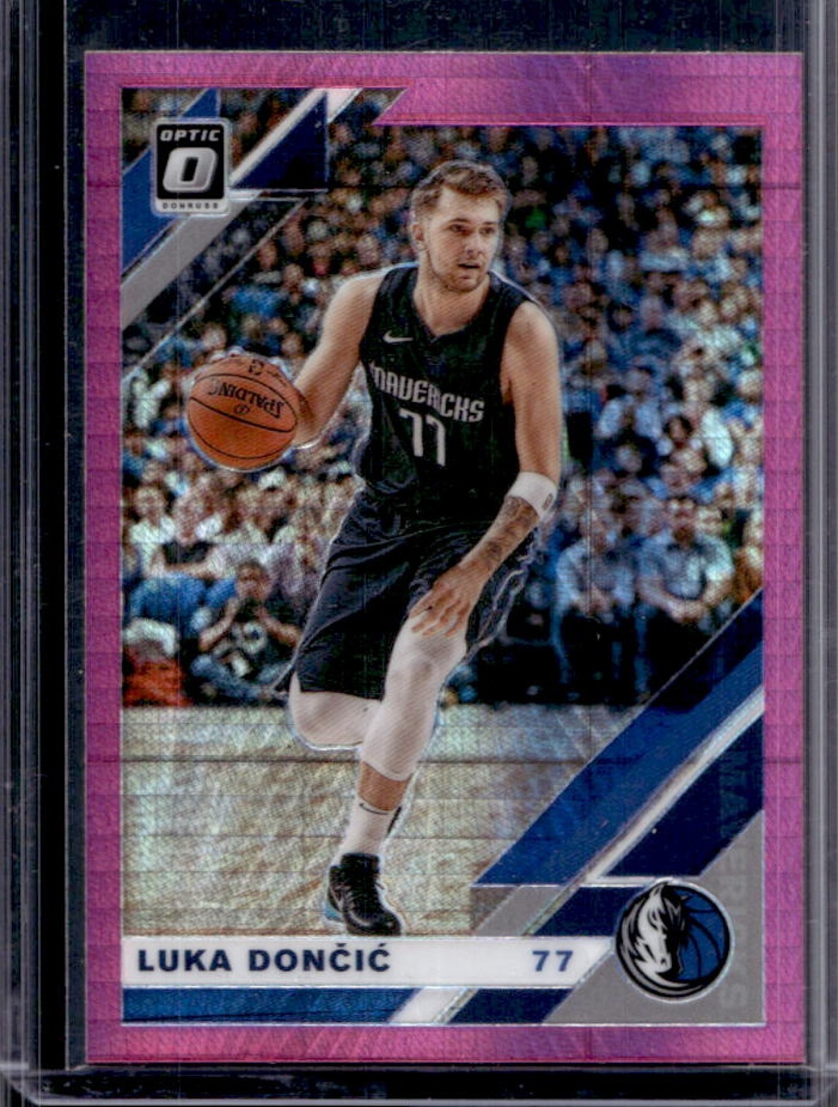 2019-20 Panini Donruss Optic Luka Doncic Hyper Pink #16 Mavericks