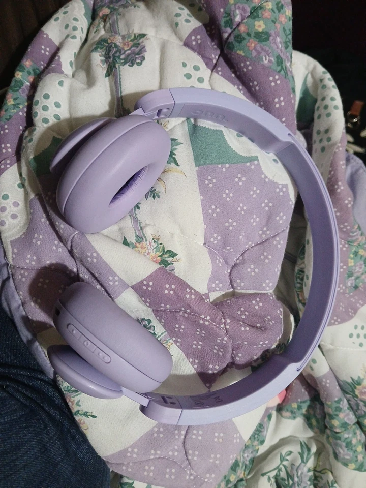 Wireless Bluetooth 5.0 Over-Ear Headphones with Noise Cancelling, Cords Optional - Image 2 of 4