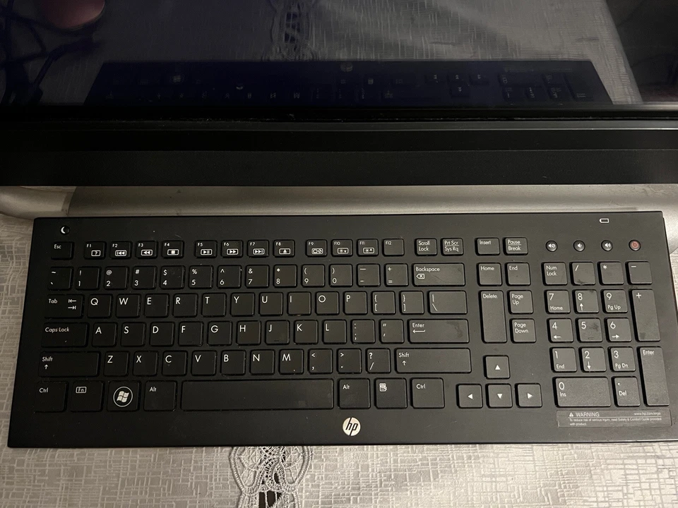 Computadora de escritorio todo en uno HP TouchSmart 520 Windows 7 Foto 2 de 2