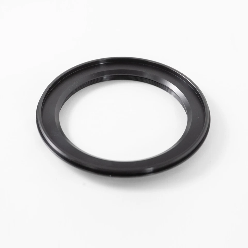 RARE LEE Filters Original Adapter Ring 105mm w/case - Image 3 of 4