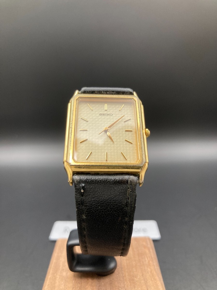 Vintage SEIKO Dolce 5E31-5A10 雪文字盤 附属品完備 Exc+5] Seiko Dolce 5E31-5A10 Mens Vintage Watch Gold Dial Quartz