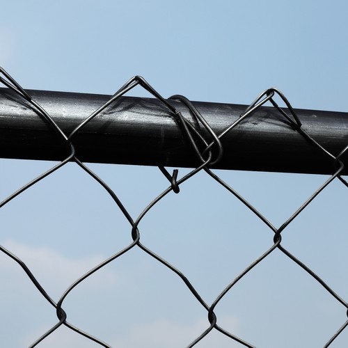 ALEKO PVC Coated Galvanized Steel 6X50 ft Chain Link Fence Fabric 9.5-AW Gauge - Picture 7 of 9