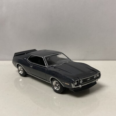 1971 71 AMC Javelin AMX 401 Collectible 1/64 Scale Diecast Diorama Model