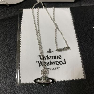 美品 Vivienne Westwood MAN. NOTE PENDANT Vivienne Westwood Necklace MAN ROXANNE Silver IN BOX | eBay