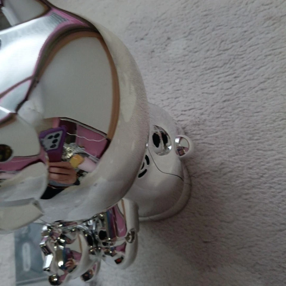 CITIZEN 4RE503-Y Sanrio Hello Kitty Alarm Clock Rare Analog Desk Clock Silver - Image 2 of 4