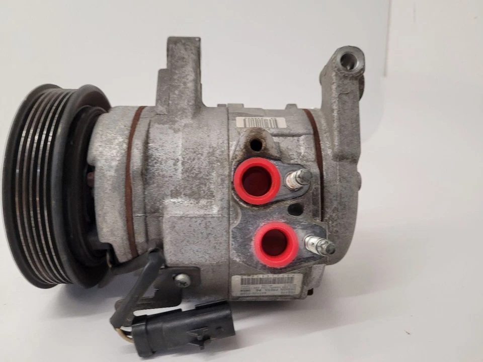 Compresor de aire acondicionado Dodge Dakota 2004-2007 55056435AB 04-07 Foto 2 de 4