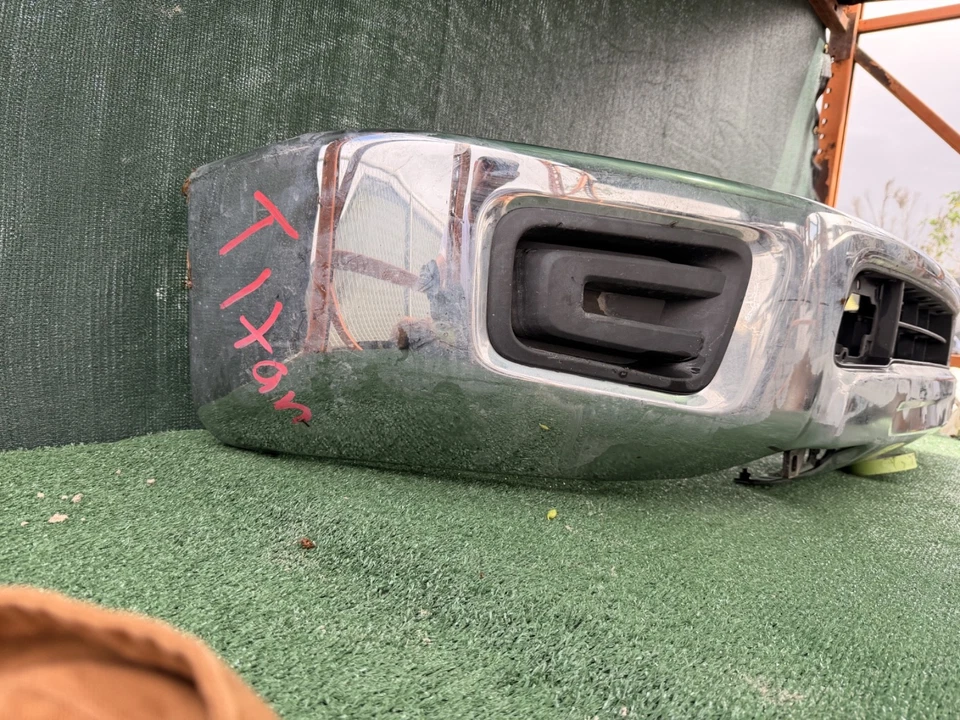 Parachoques delantero Nissan Titan 2016-2019 cromado OEM 62022-EZ70D Foto 4 de 4