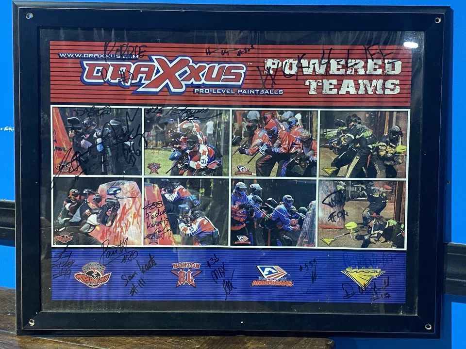 Lote 3 Carteles Autografiados de Paintball Equipos DRAXXUS INVERTIR XFactor IMPERIO Infame Foto 3 de 4