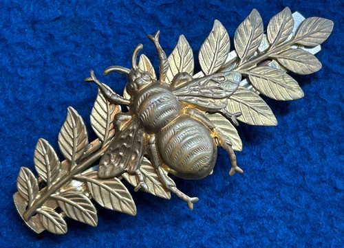Vintage Lot D Made in France Barrette Hair Clips Bee & Amber Color Leafs