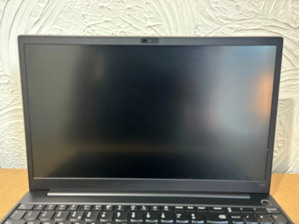 Lenovo ThinkPad E15 · i5-1235U · 8GB · 256GB, photo 4 of 5