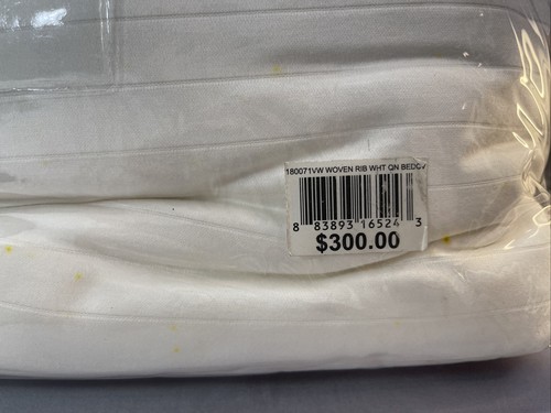 Vera Wang Coverlet Woven , Size Queen, color White - Picture 3 of 5