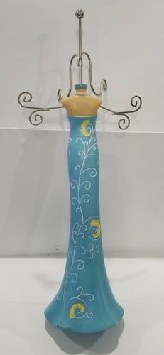 Blue Maison Rouge Jewelry 15" Ceramic Doll Wire Rings Necklace Bracelet Holder - Picture 5 of 5
