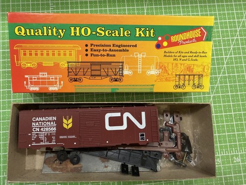 Coche de caja de acero Roundhouse #10608 - 40' AAR Canadian National Youngstown CN 428566 | Zustand: New