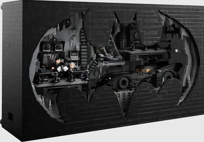 NEW 3981PCS Batman Batcave Shadow Box Building Block Set W/ FIGS