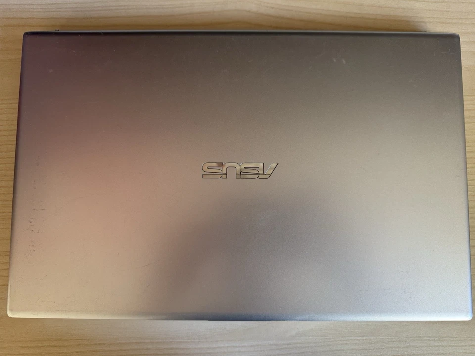 Asus VivoBook 15 - Immagine 2 di 4