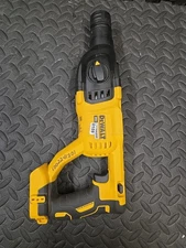 DEWALT DCH133 1" SDS PLUS ROTARY HAMMER DRILL USED TESTED AND WORKING LOT 0159