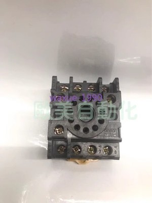 1pcs Used   PF113A-E small relay base #md