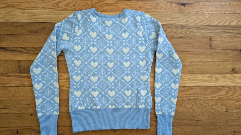 Suéter Hell Bunny Azul Cielo Blanco Navidad Copo de Nieve Corazón Patrón S Retro Foto 2 de 4