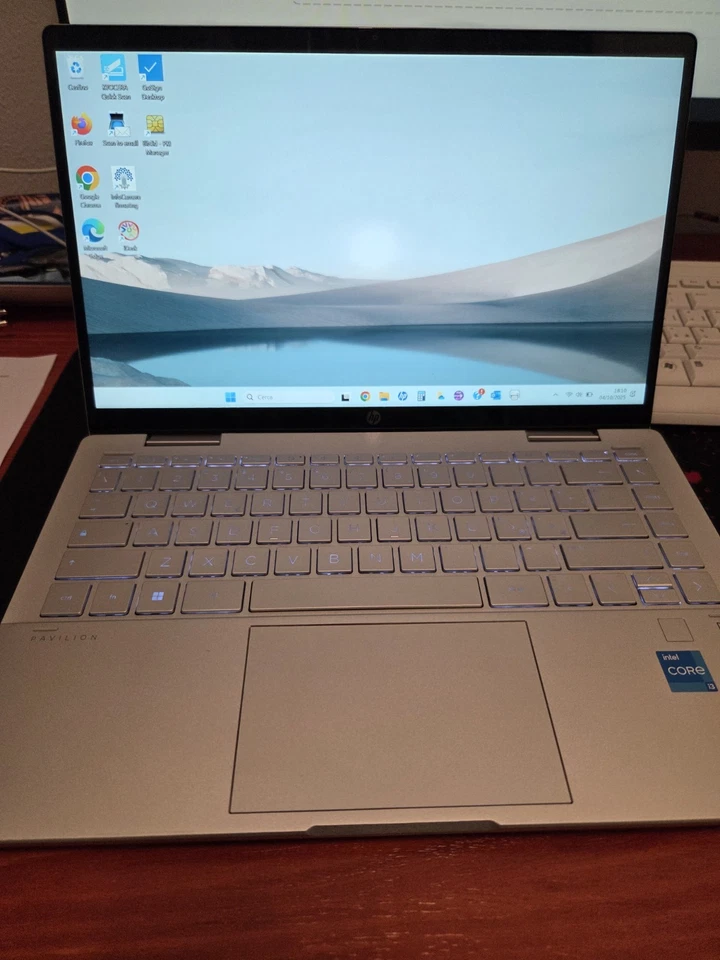 HP Pavilion x360 14-ek1024nl Ibrido (2 in 1) 35,6 cm (14") Full HD Intel® Core™  - Immagine 3 di 4