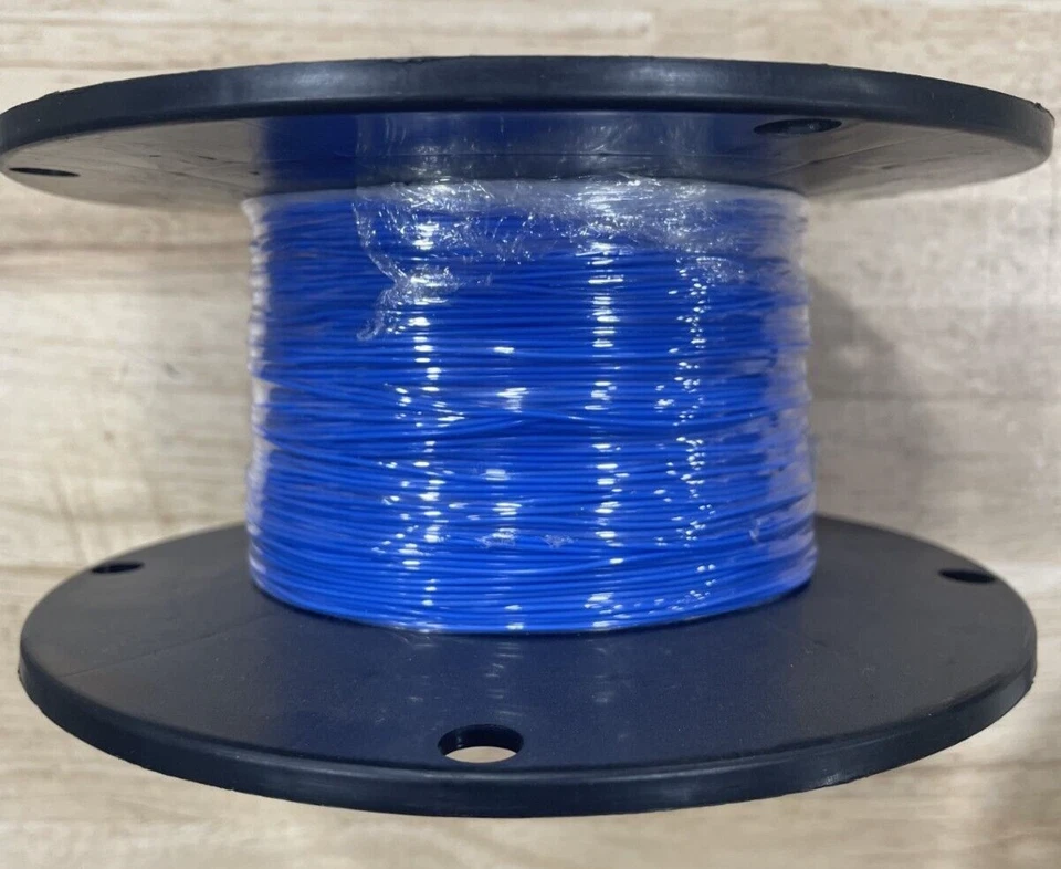 Anixter M16878/4-2619-6 E 型导线,19/38,26 AWG,600 V,蓝色 1,000 英尺 — 第 2/2 张图片