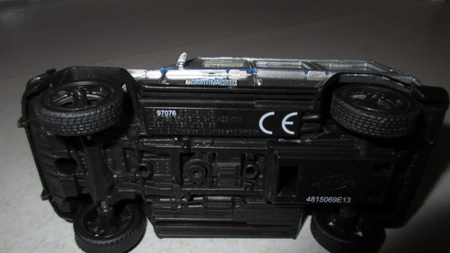 Jada 2018 JURASSIC WORLD '4X4 Mercedes-Benz G 550 Used Dinosaur Truck SUV 1:43 - Picture 7 of 10