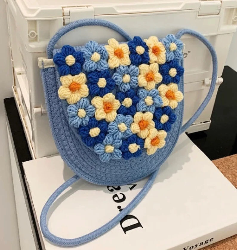 Daisy Purse