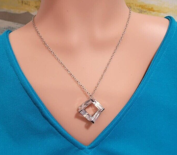 Lovely Faceted Clear Crystal Bar Pendant Necklace w/Adjustable Silver Tone  Chain | eBay