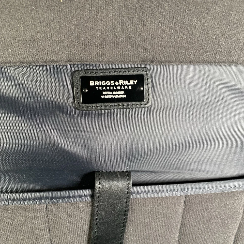 Briggs & Riley Negro Nylon Extra Acolchado Laptop Maletín Bolsa de Viaje Mensajero Foto 4 de 4