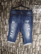 Time and Tru Womens Blue Denim Capri Size 14 Grunge