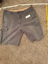 IZOD Saltwater Men's 34 Gray Ripstop Cargo Shorts 10.5 Inseam