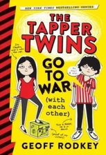 The Tapper Twins Go to War (With Each Other) - Paperback - VERY GOOD