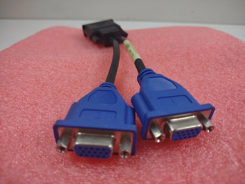 Molex VGA Y-Splitter Cable DMS-59 to Dual VGA - Part # CN-0R0914-52204-36U-1657 - Image 2 of 3
