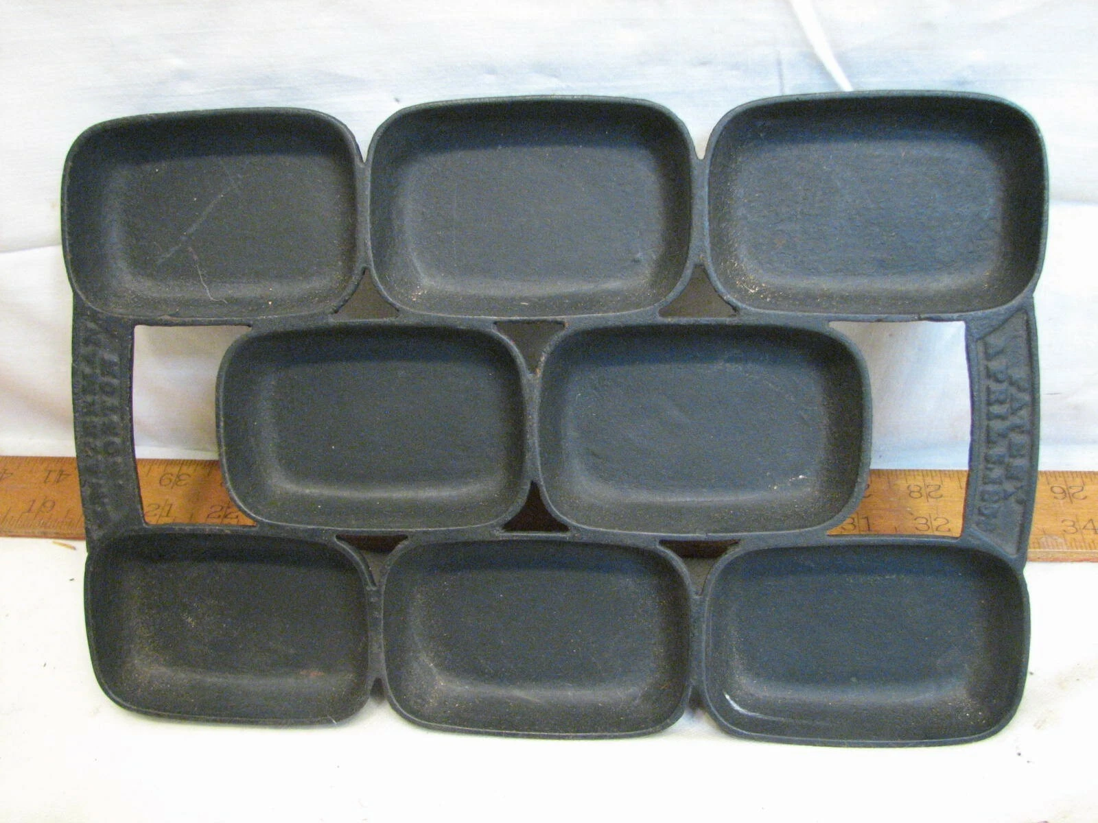 Vintage Waterman No 7 Cast Iron Muffin Pan 1959 Pat Popover/ Cornbread Pan