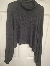 Hollister Turtleneck Size Small Lightweight Knit Xlong Sleeves Active Casual