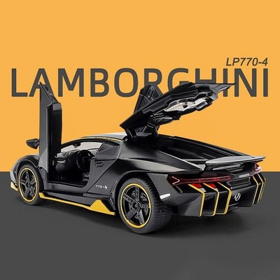 1:32 Lamborghini LP770-4 Diecast Model Car PullBack Light Sound Collectible