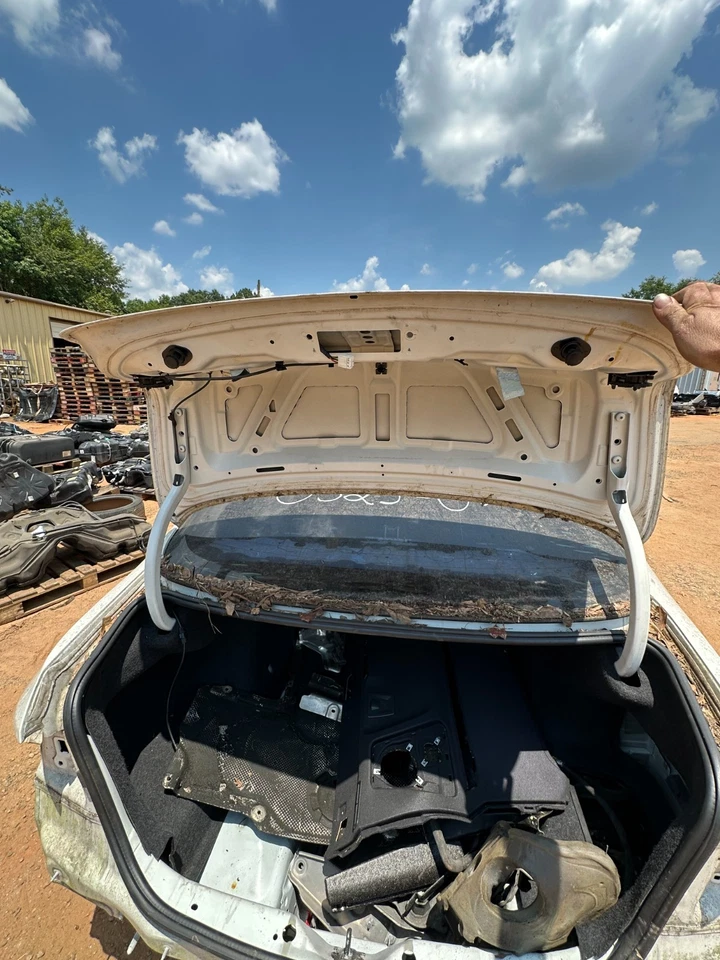 BMW 535I F10 2011-2016 tapa maletero trasero portón trasero blanco OEM Foto 2 de 2