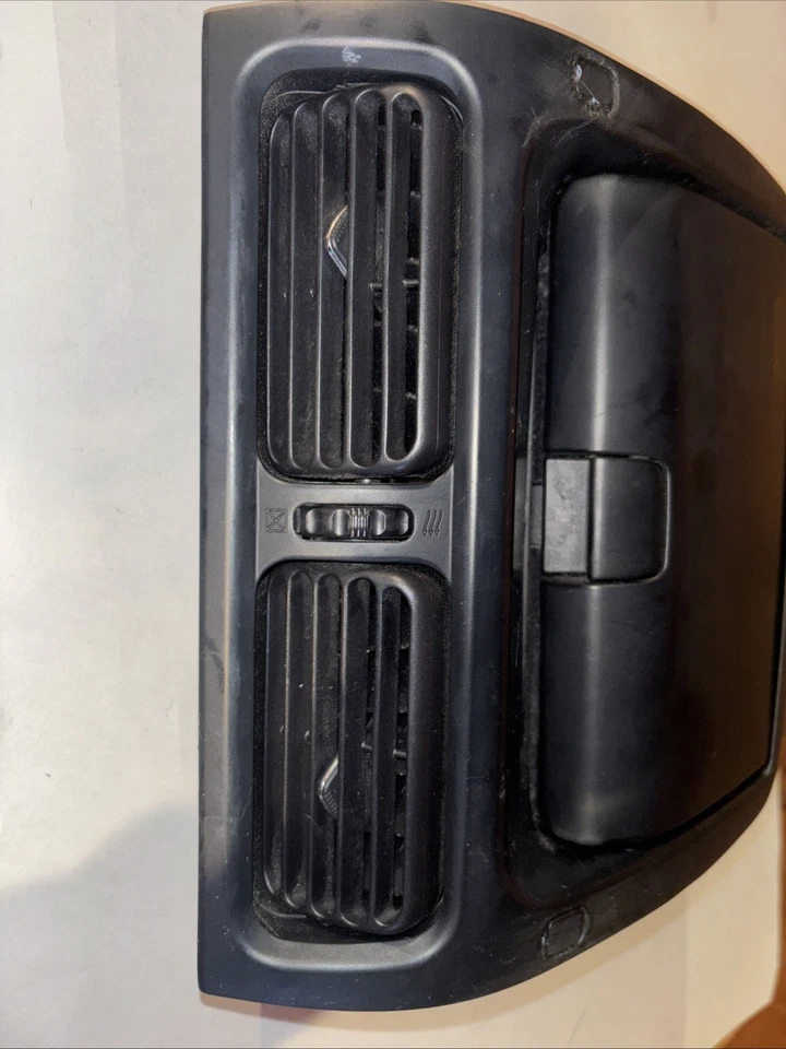 2001-2005 Lexus IS300 OEM console central ventilação superior cubículo caixa de armazenamento flip bin - Imagem 2 de 4