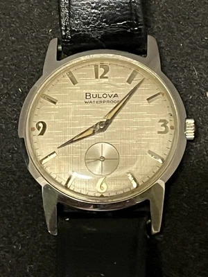 Vintage M5 Men's Bulova Surf King 17j Swiss watch Runs Great - Image 1 of 4