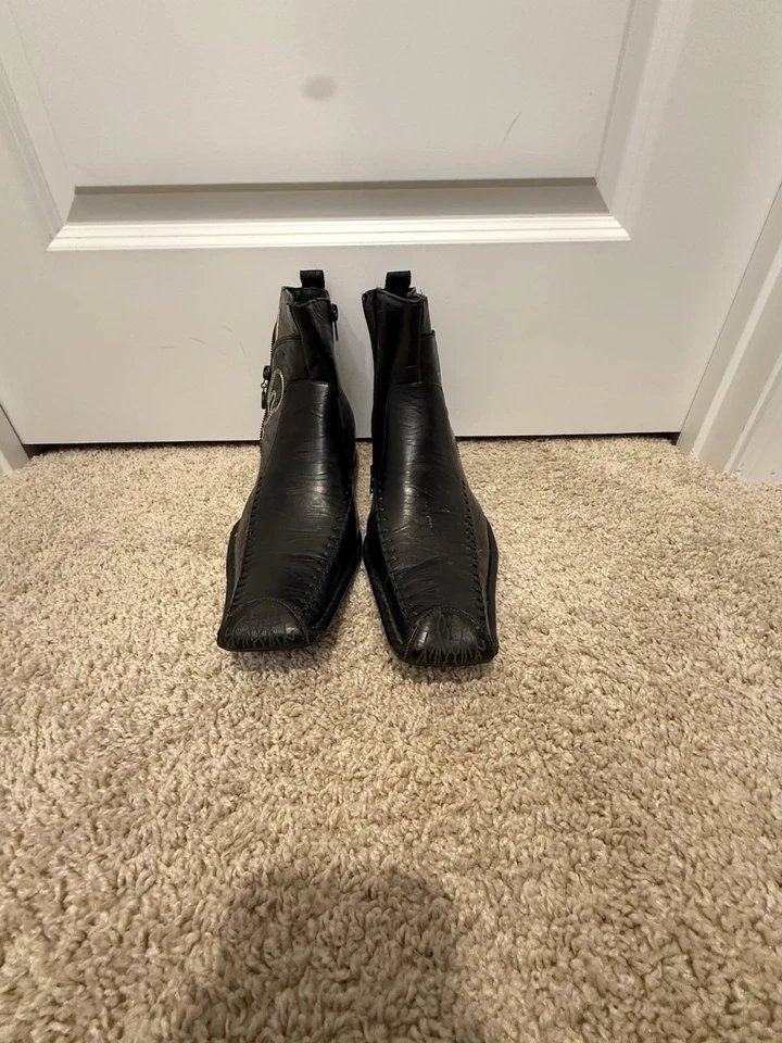 Botines occidentales de cuero negro DELLI ALDO para hombre talla 9,5 Foto 4 de 4