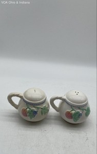 Ceramic Salt and Pepper Shakers Set 2pc Fruit Relief Made in Taiwan Vintage
