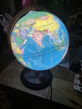 10 1/2 " World Globe rechargeable Lamp - manually spins in vgc