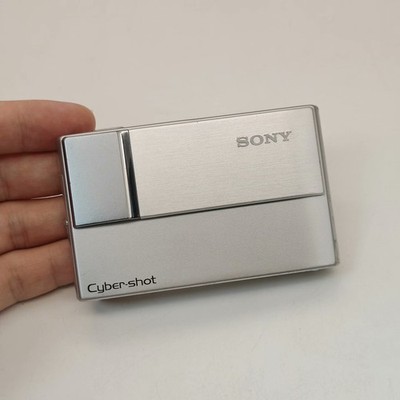 Sony Cyber-Shot DSC T10 Digital Camera 7.2 MP 3x Optical Zoom Silver Auto Focus